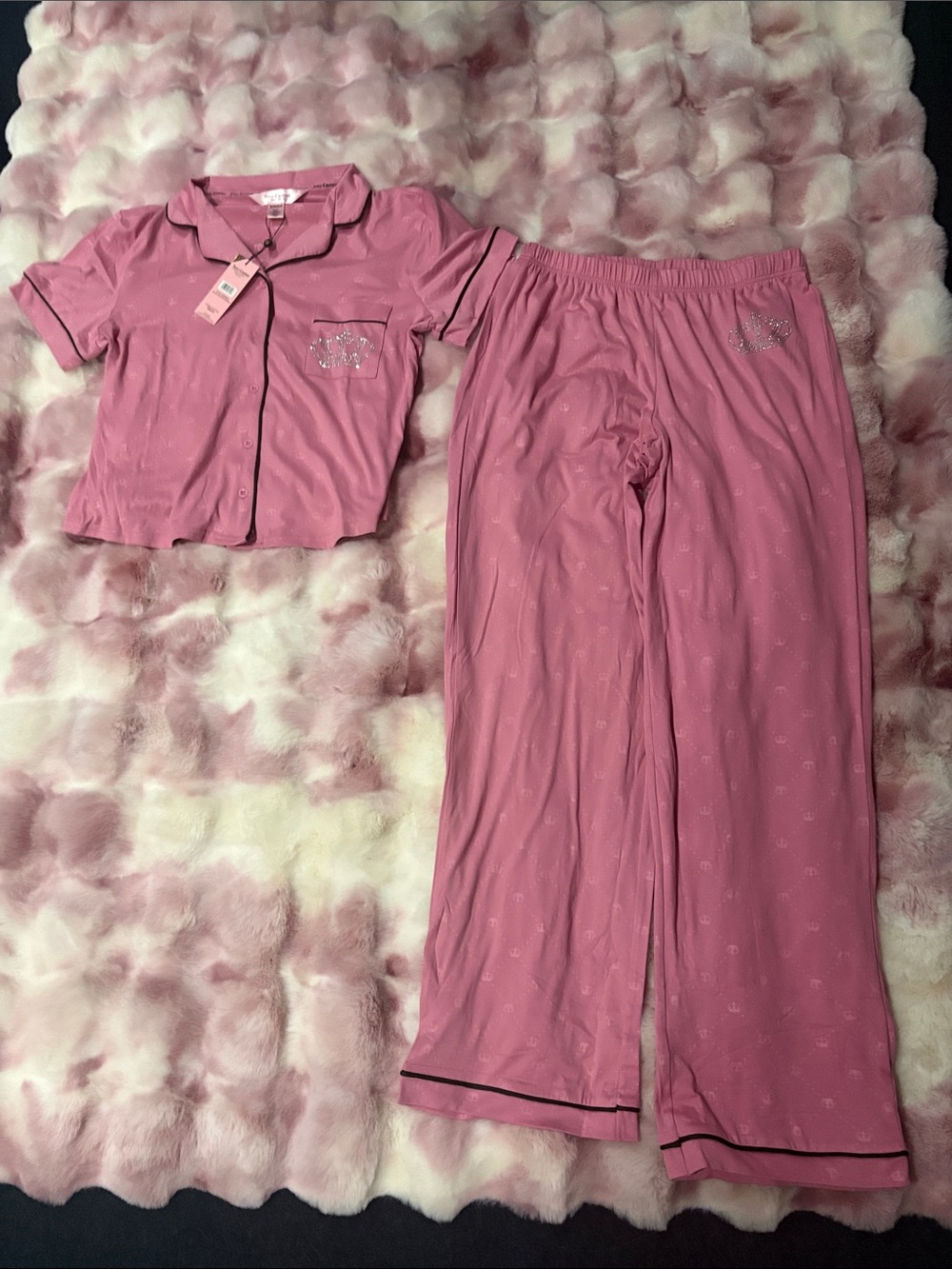 NWT Juicy Couture Bling Pink Women's Two-Piece Pajama Set with Rhinestone Detail